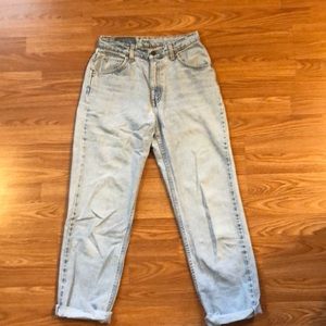 LEVI VINTAGE JEANS